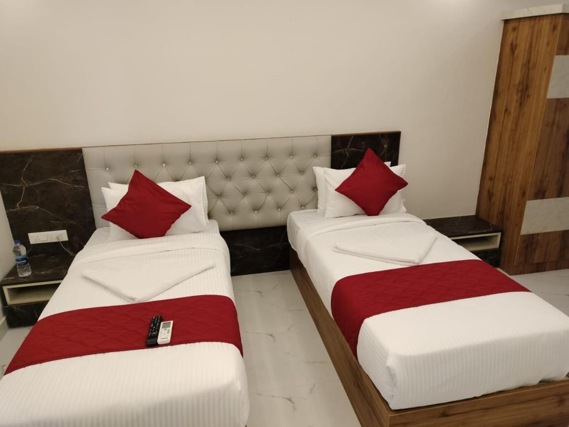 Mayuri Residency Hotel Attibele Exterior photo